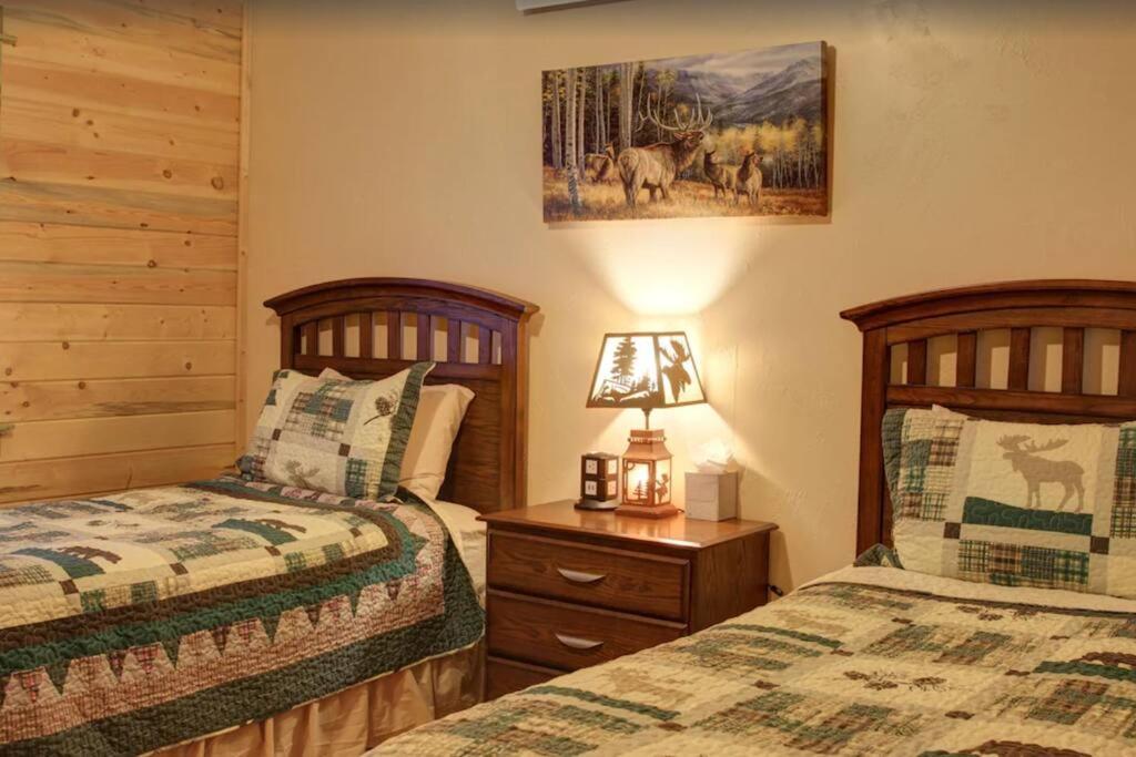 Fox Den Lodge 西黄石 外观 照片